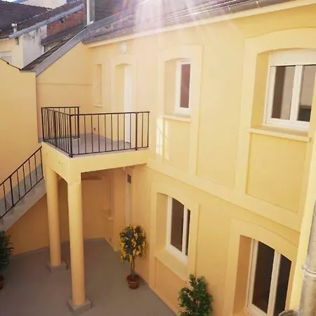 Superbe F2 De 50m2 - Sweet